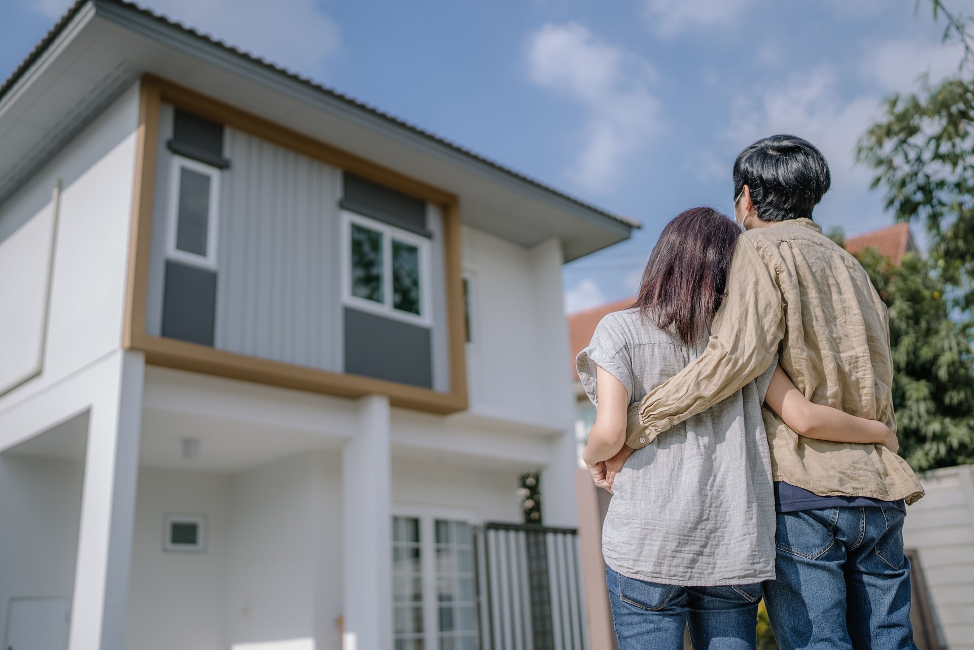 Excited couple for new house.